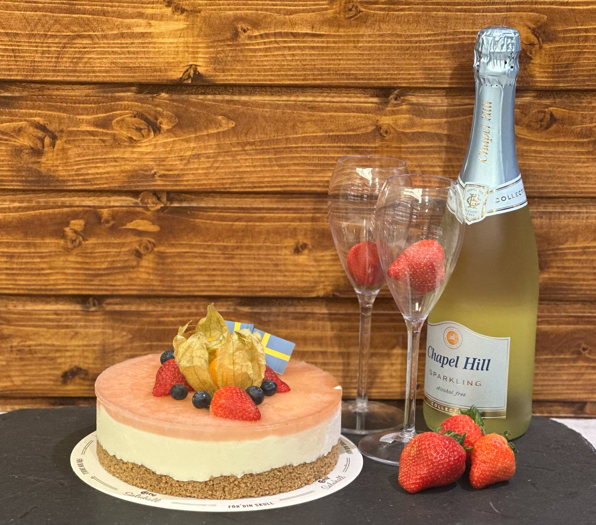 Nyhet! Cheesecake fläder/jordgubb 8p